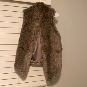 Fur vest